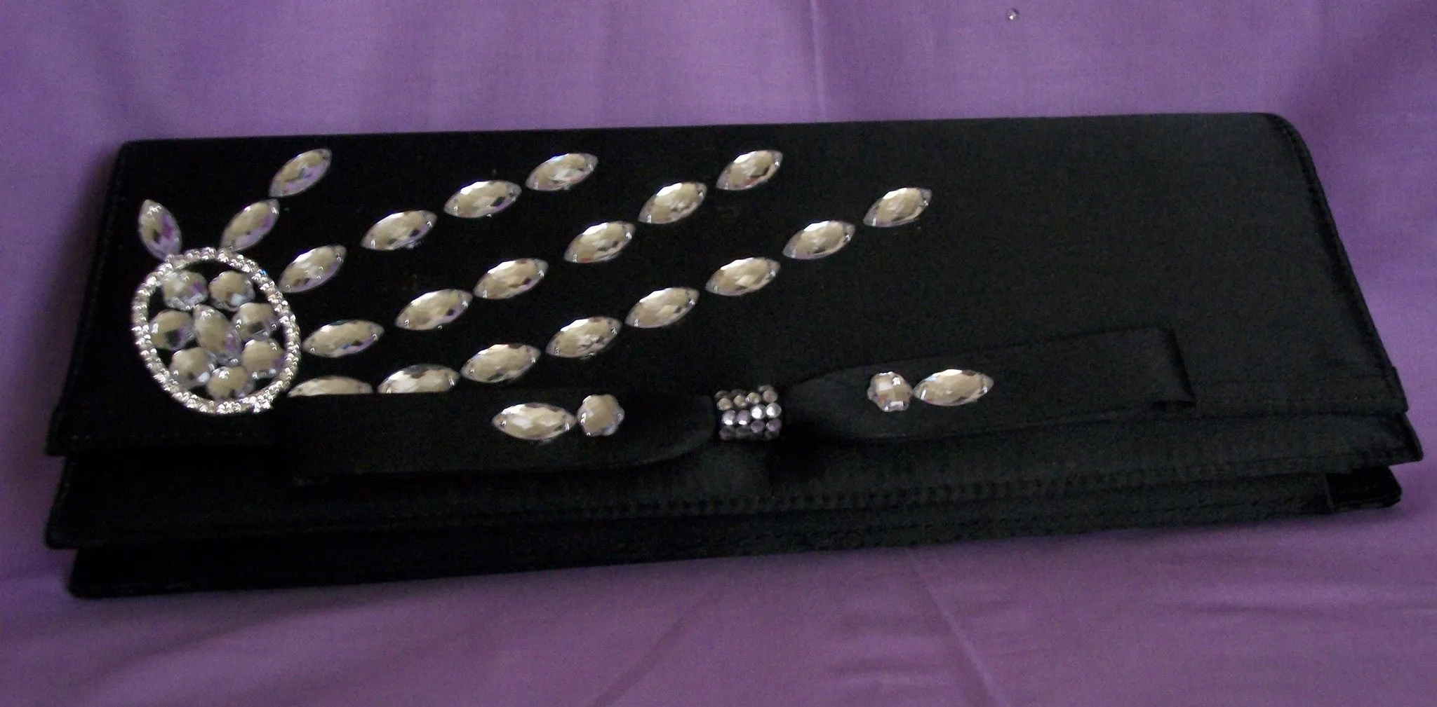 Clutch 1074 Black Ray Purse Hand Bag Shieno Sarees