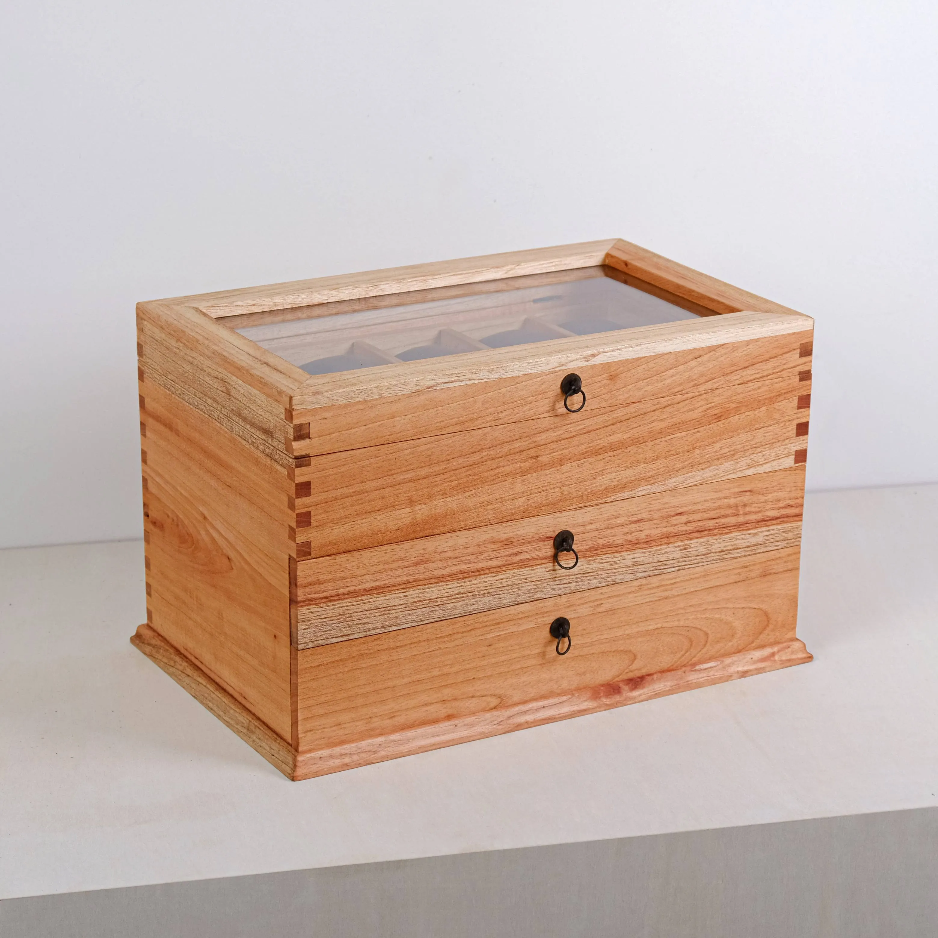 Large Cedar Watch Box for 20 Watches