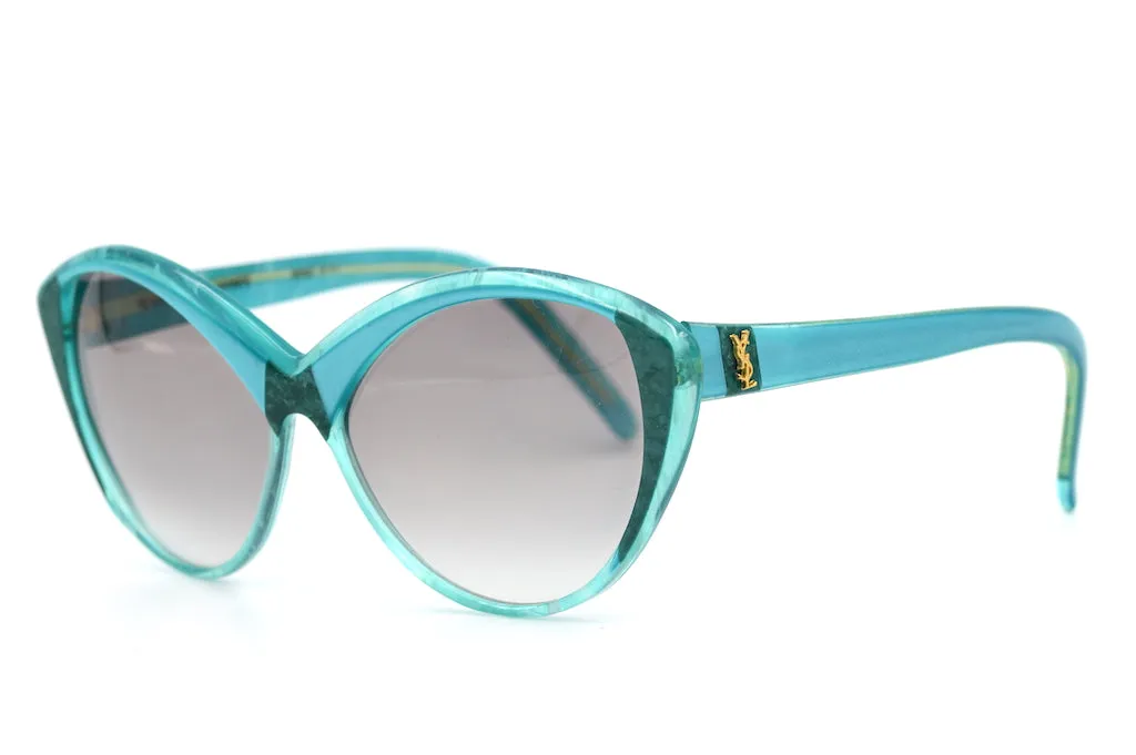 Yves Saint Laurent 8702 71